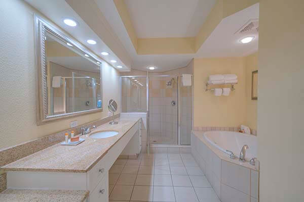 White Sands Villa bathroom